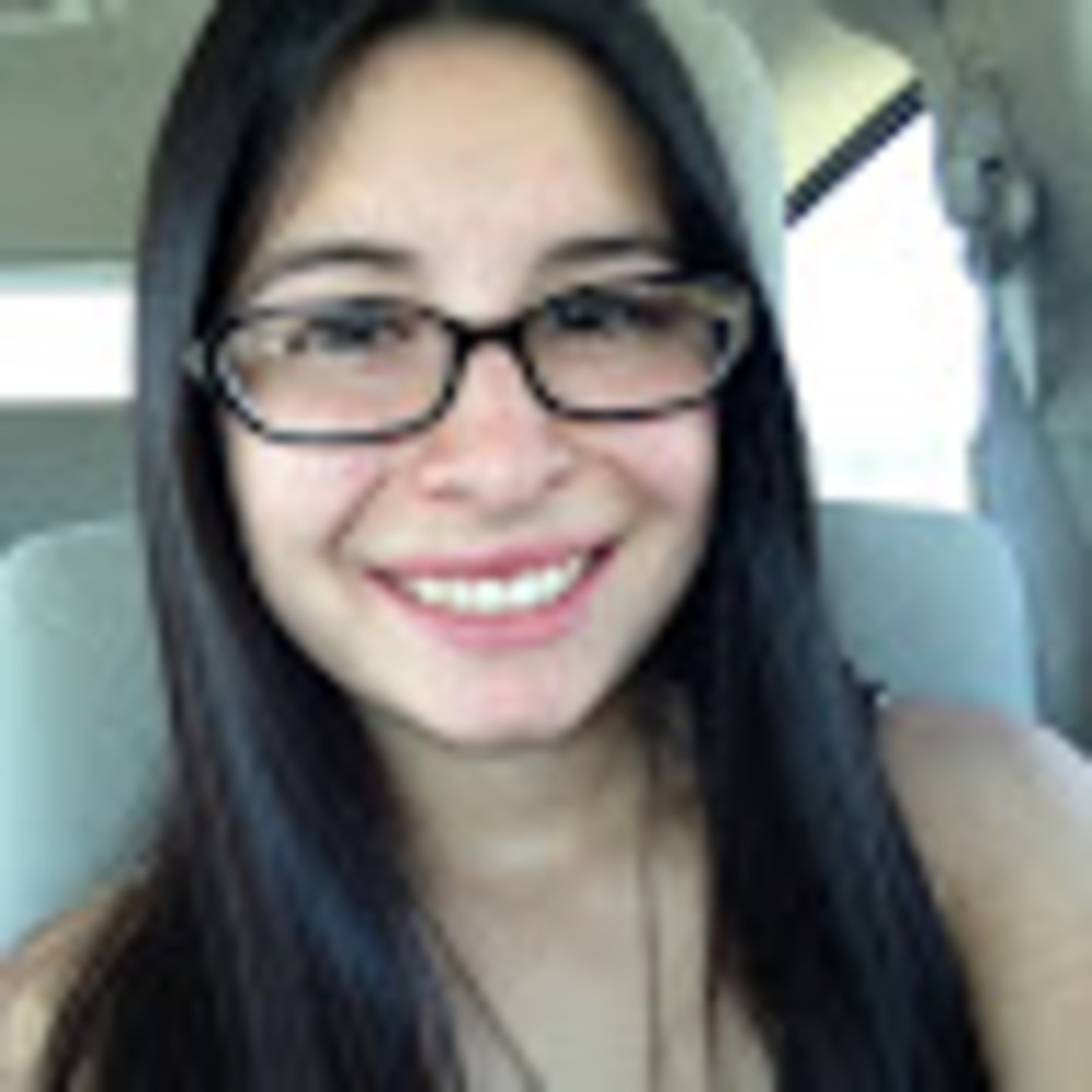 Meet your Posher, Alyssa